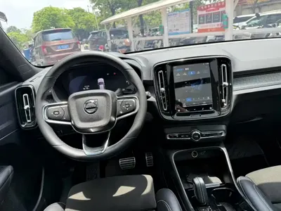Volvo XC40 NEV