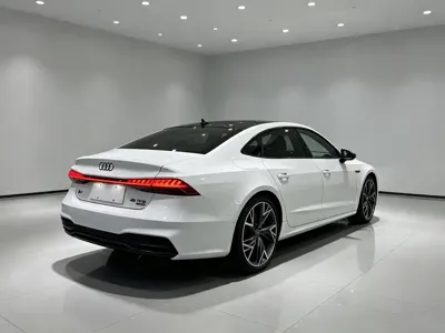 Audi A7L
