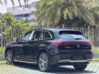 Mercedes-Benz EQS SUV