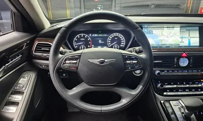 Genesis EQ900