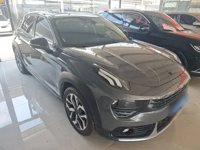 Lynk & Co 02