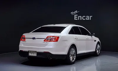Ford Taurus