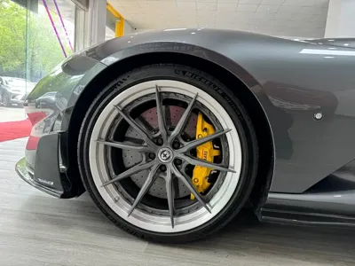 Ferrari 812