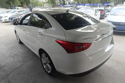 Chery Arrizo 5