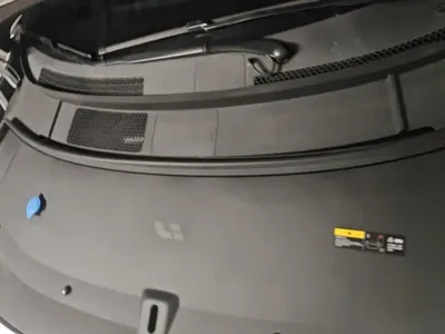 Li Auto Li i8