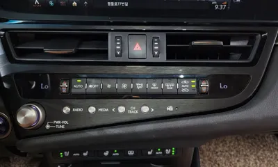 Lexus ES