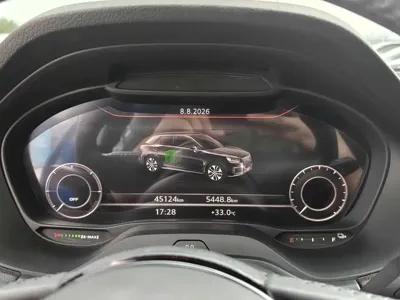 Audi Q2L e-tron