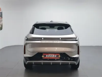 Lynk & Co 08 EM-P