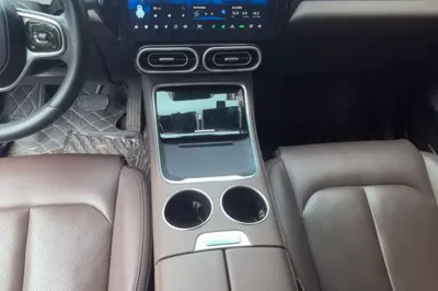 Leapmotor C11