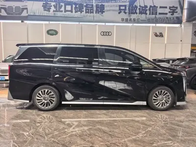 GAC Motor Trumpchi M8