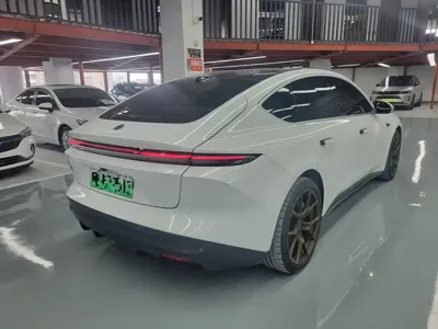 Nio ET5