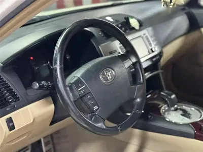 Toyota Reiz