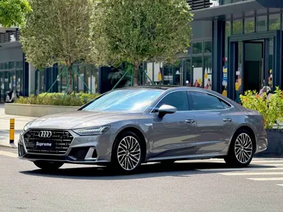 Audi A7L