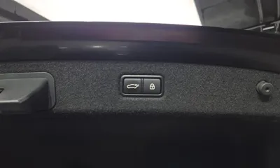 Genesis EQ900