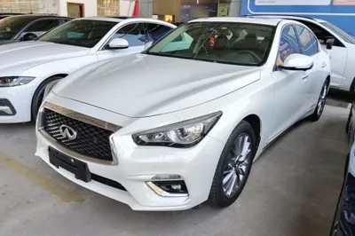 Infiniti Q50L