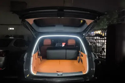 Li Auto L8