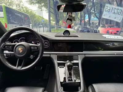 Porsche Panamera Hybrid