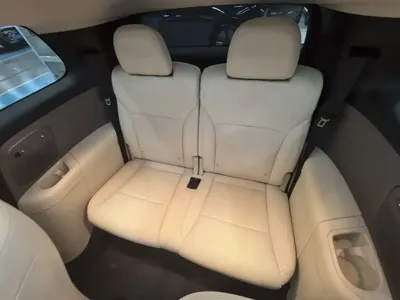 Li Auto 理想i8