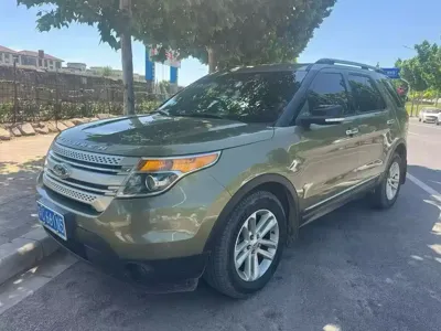 Ford Explorer (Import)
