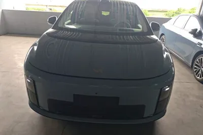 Li Auto Li Auto i8