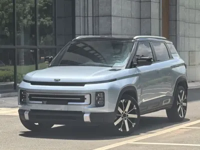Geely ICON