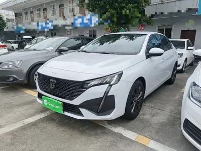 Peugeot 408