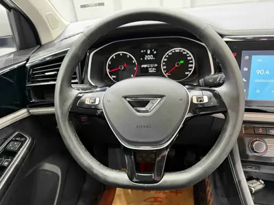 Jetta VS5