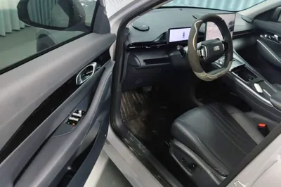 Geely Galaxy E5