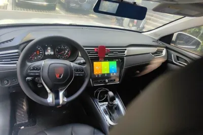 Roewe i5