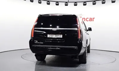 Cadillac Escalade