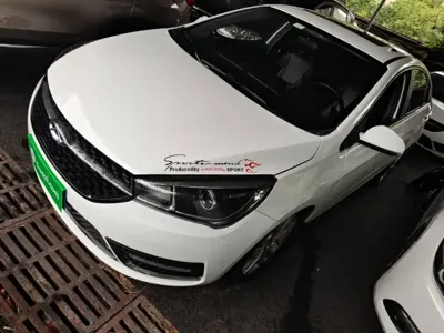 Chery Arrizo 5