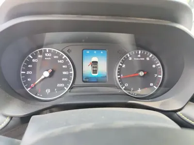 Roewe i5