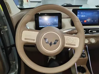 Wuling MINIEV