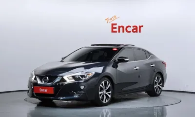 Nissan Maxima