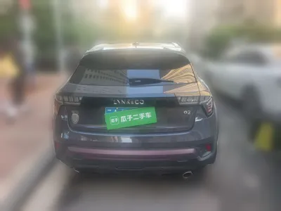 Lynk & Co 02