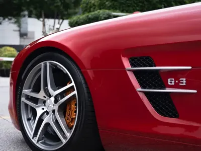 Mercedes-Benz SLS AMG