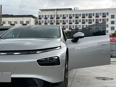 Xpeng P7