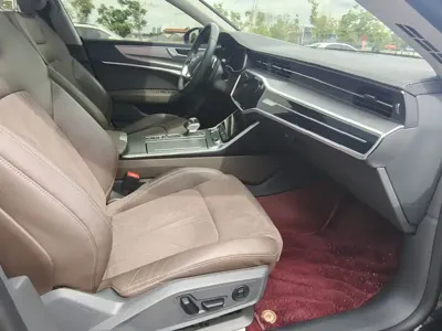 Audi A7L