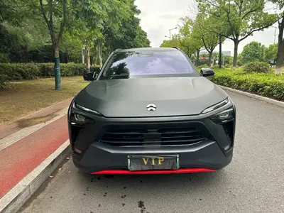 Nio ES8