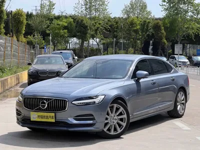 Volvo S90 PHEV