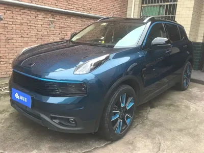 Lynk & Co 01