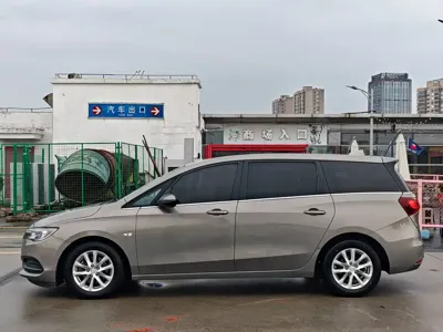Buick GL6
