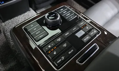 Hyundai Equus