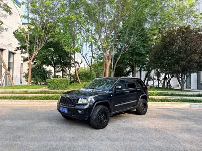 Jeep Grand Cherokee (Import)