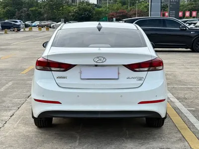 Hyundai Elantra