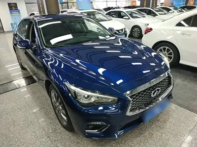Infiniti Q50L