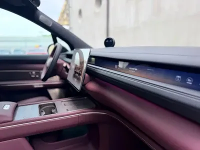 Nio ES8
