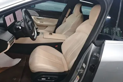 Xpeng P7