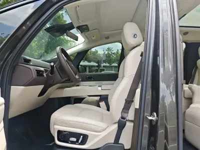 Li Auto Li MEGA