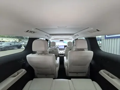 Li Auto Li MEGA
